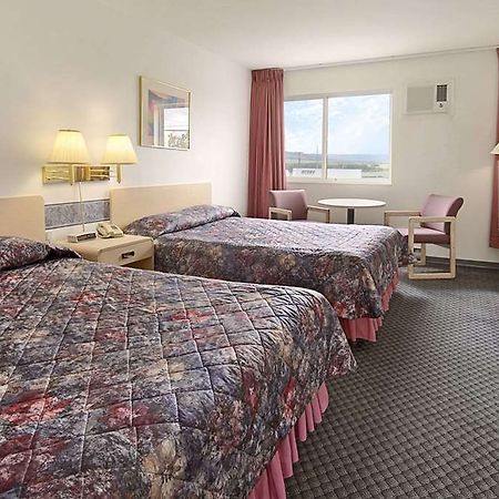 Ramada Limited Dawson Creek Hotel Bilik gambar