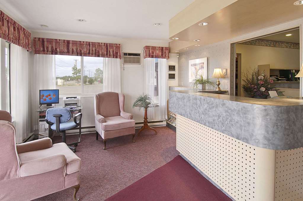 Ramada Limited Dawson Creek Hotel Dalaman gambar